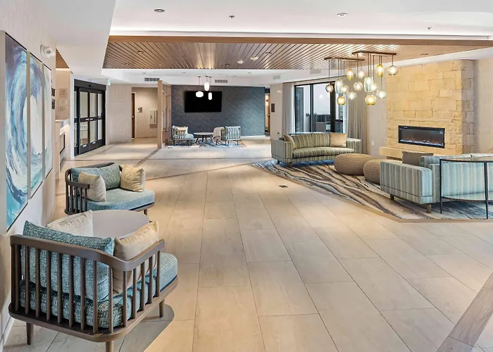 Fairfield Inn & Suites By Marriott San Diego Pacific Beach